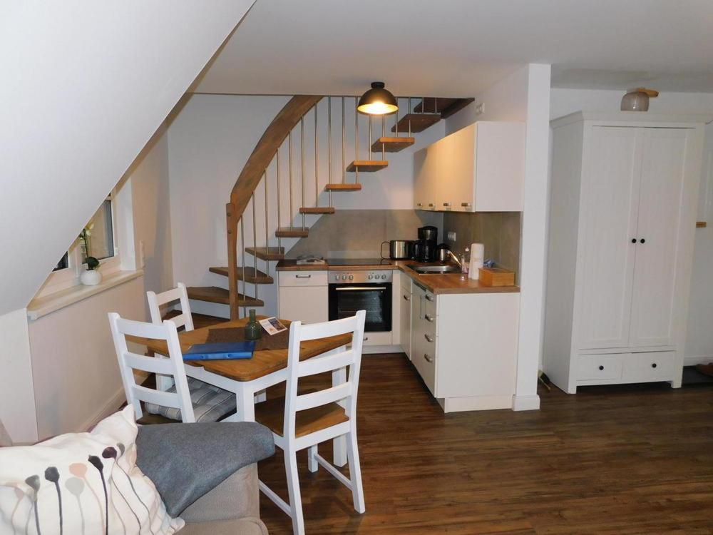 Darsser Strandgut - Haus Ahrenshooper Holz Экстерьер фото