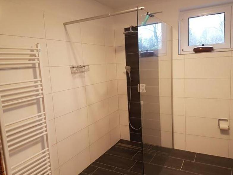 Darsser Strandgut - Haus Ahrenshooper Holz Экстерьер фото