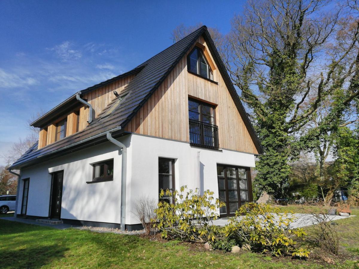 Darsser Strandgut - Haus Ahrenshooper Holz Экстерьер фото